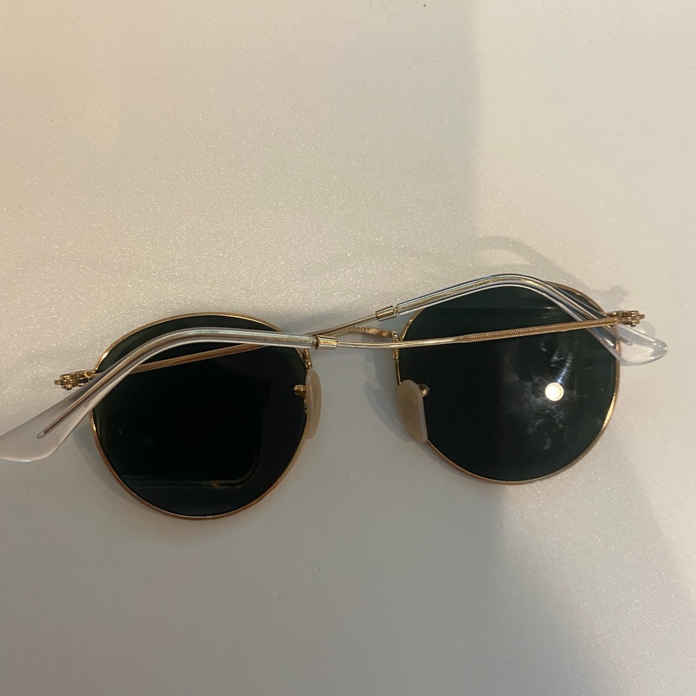 Ray-Ban Round Metal Sunglasses - Picture 4 of 5